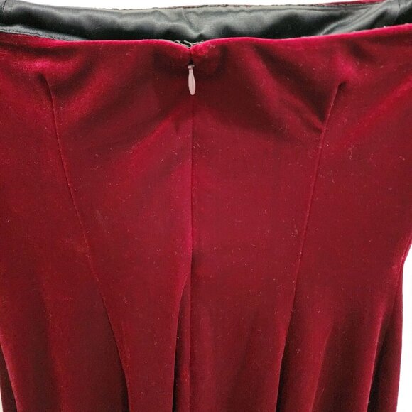 Vtg Y2K Cache Women's Strapless Sheath Dress Asymmetrical Hem Red Velvet Size 8 - Picture 7 of 11